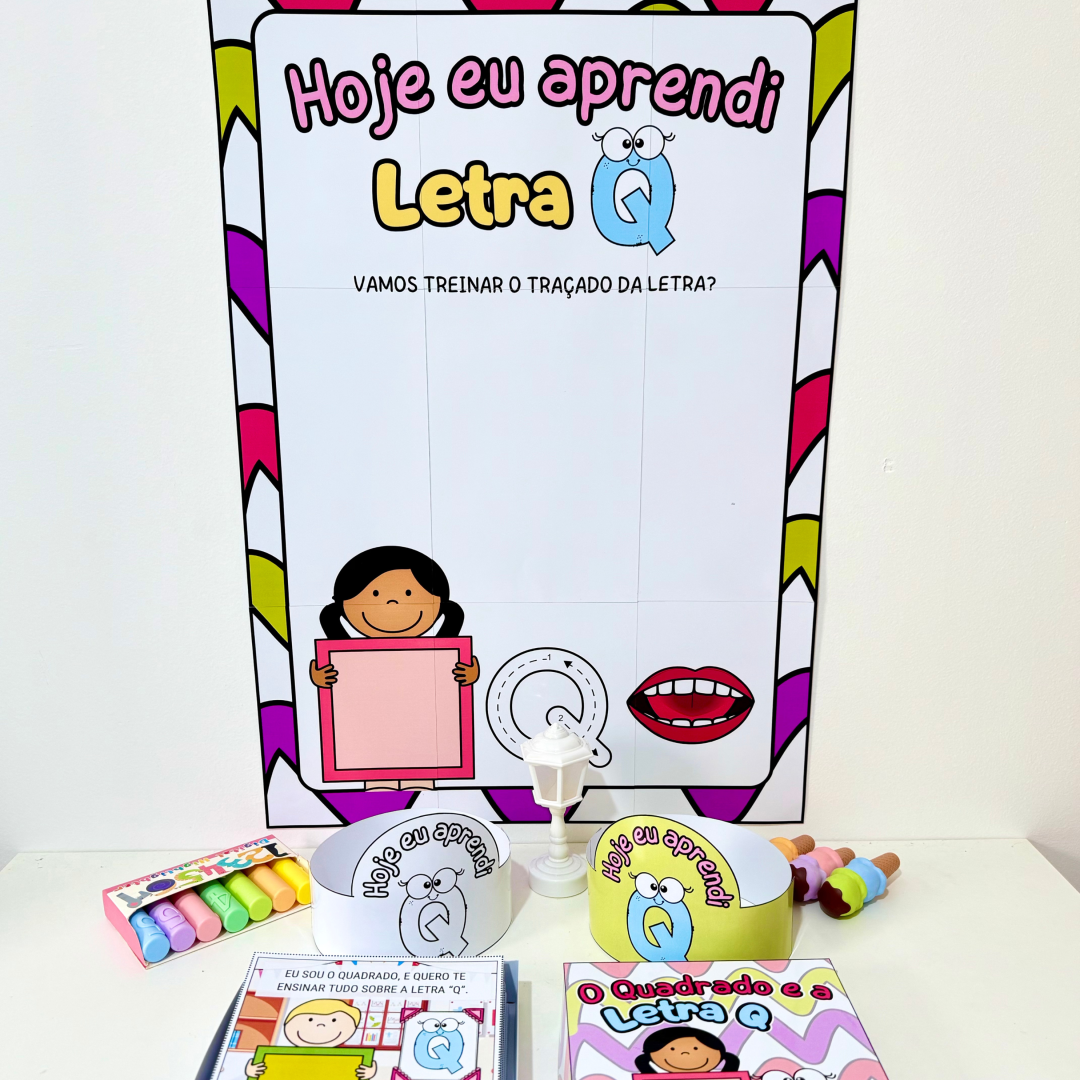 História e Cartaz Letra Q